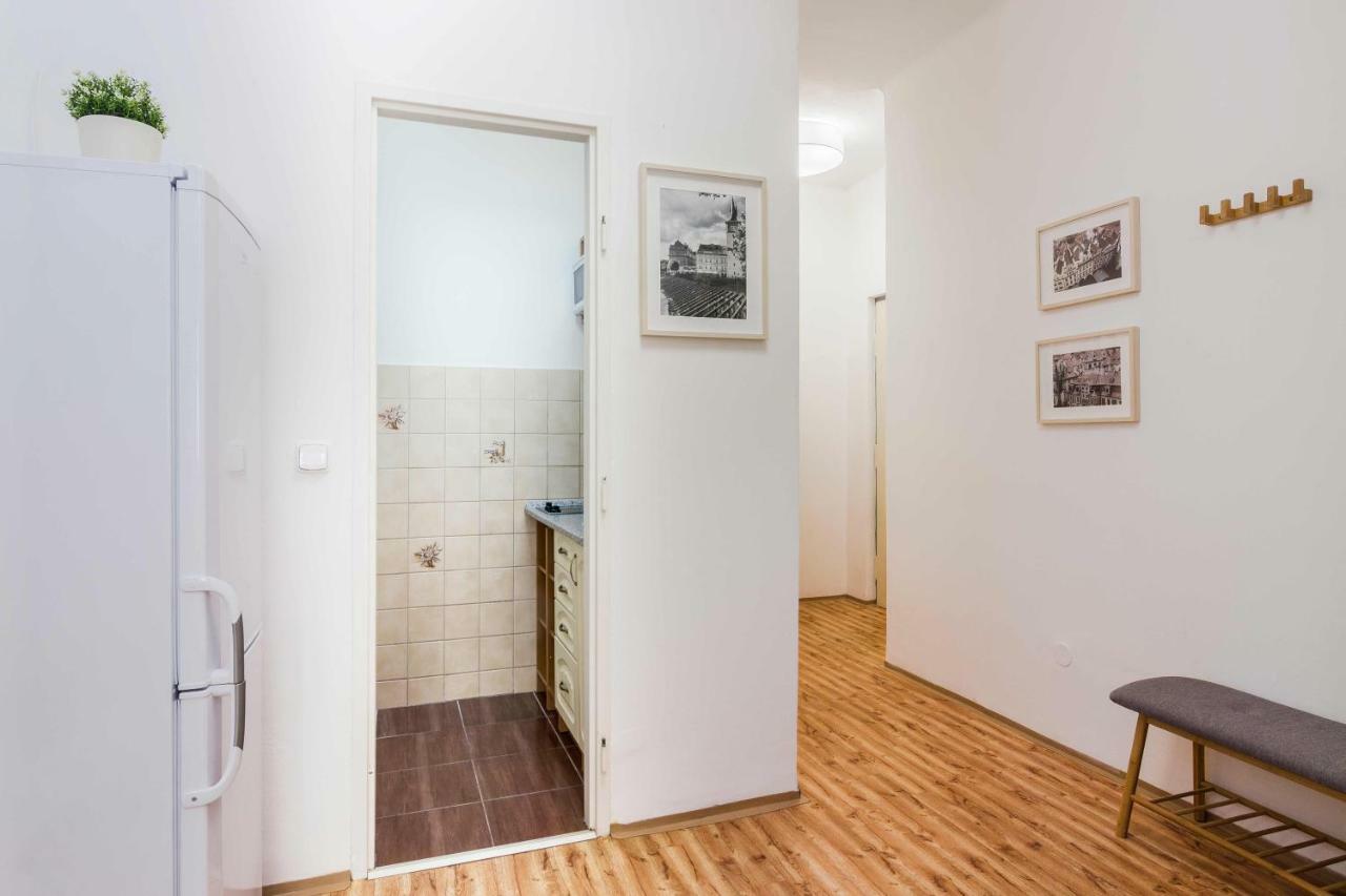Apt In Prague Charles Bridge 1Km By Michal&Friends Buitenkant foto